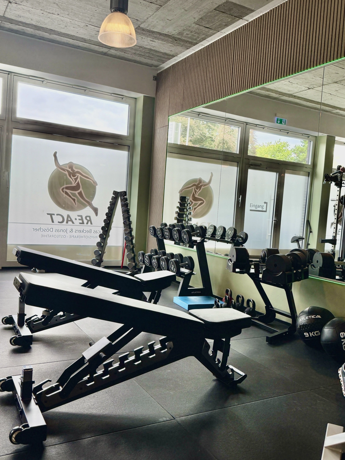 React Heinsberg, Physiotherapie Heinsberg, Physiotherapeut Heinsberg, Osteopathie Heinsberg, Chinesische Physiotherapeutin, Re.act