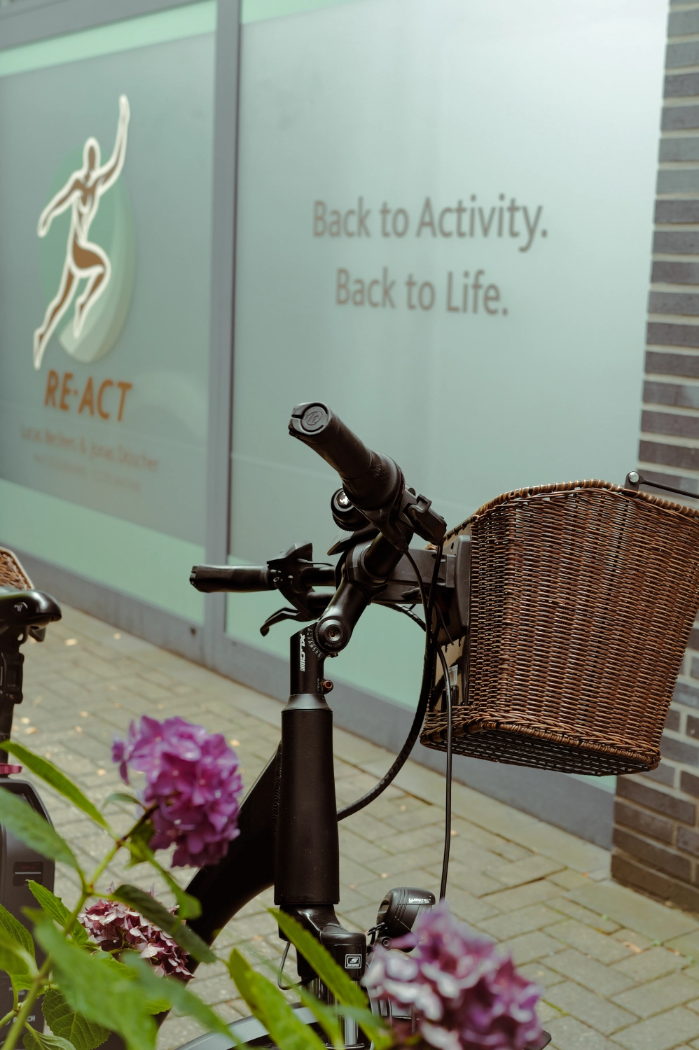 React Heinsberg, Physiotherapie Heinsberg, Physiotherapeut Heinsberg, Osteopathie Heinsberg, Chinesische Physiotherapeutin, Re.act